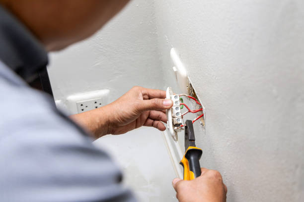 Best Circuit Breaker Repair  in Ogdensburg, NY